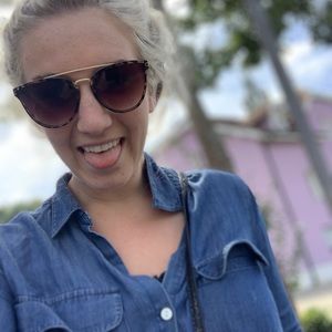 Meet your Posher, Sophia